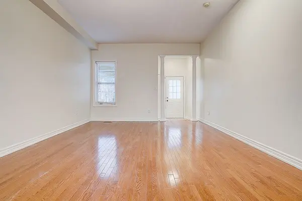 23 Drew Kelly WAY, Markham, ON L3R 5R3