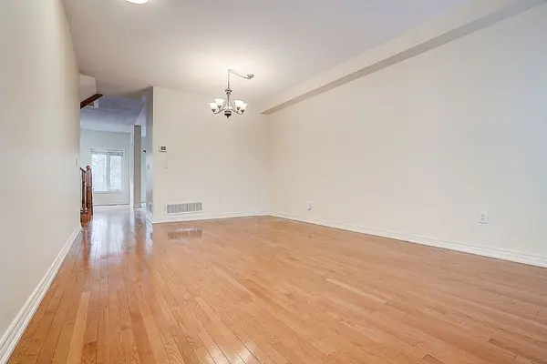 23 Drew Kelly WAY, Markham, ON L3R 5R3