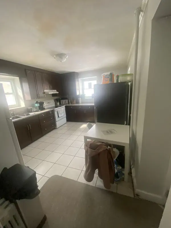 9 Waterloo AVE, Guelph, ON N1H 3H2