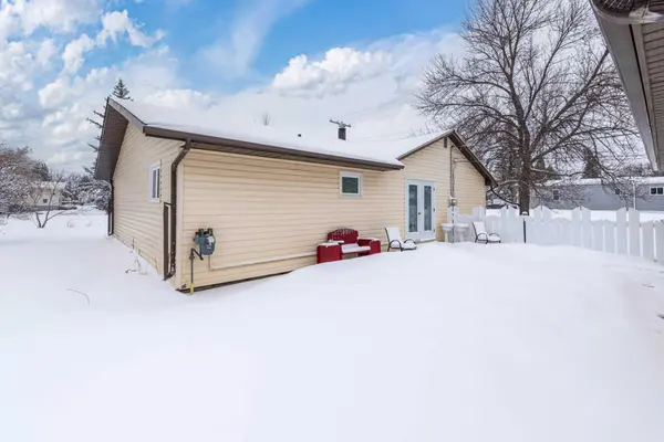 1st Street West #202, Lashburn, SK S0M 1H0
