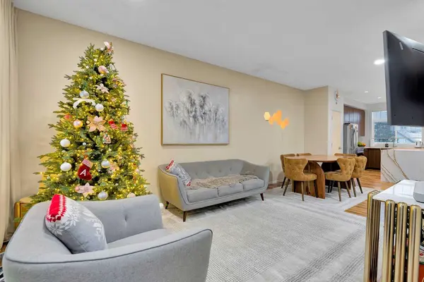 300 Copperstone CV SE, Calgary, AB T2Z 0L3