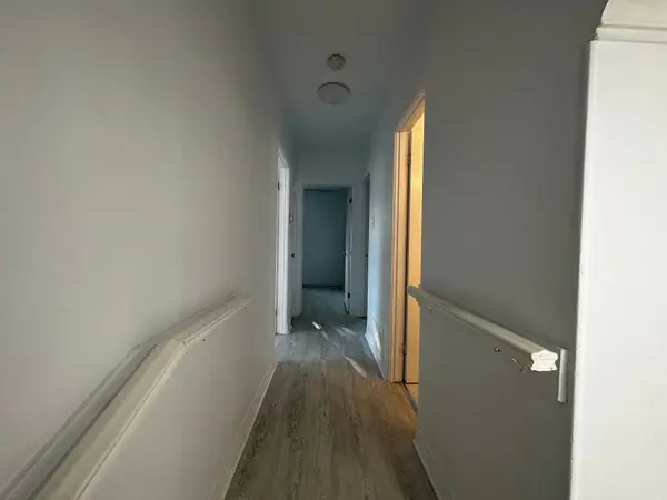 195 Penn AVE #Main floor only, Newmarket, ON L3Y 2S4