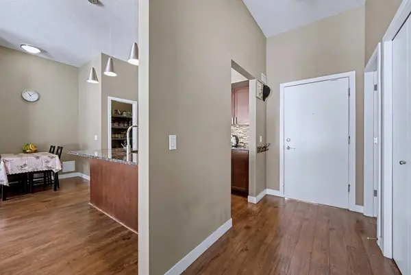 4303 1 ST NE #417, Calgary, AB T2E7M3