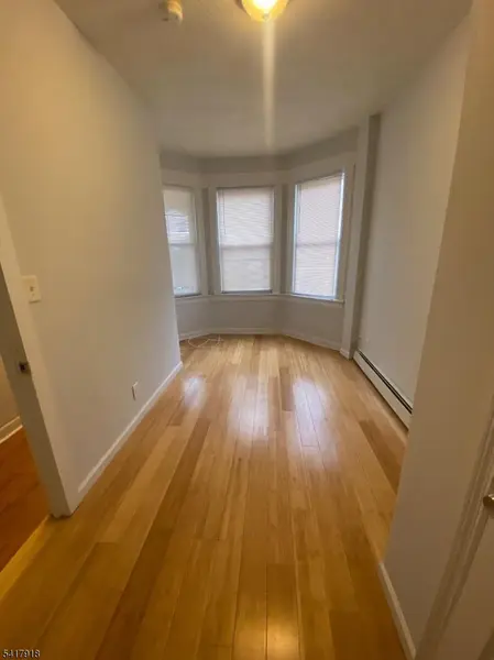 27 Pingry Pl #1, Elizabeth City, NJ 07208