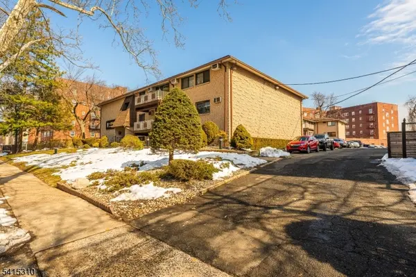 747 757 N Broad St #303, Elizabeth City, NJ 07208