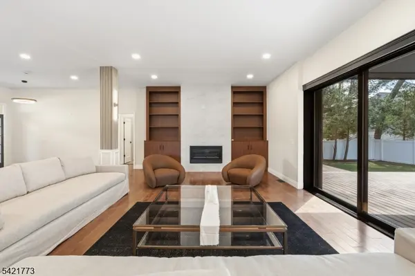 803 Marshall Rd, River Vale Twp., NJ 07675