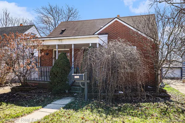 24691 Colgate ST, Dearborn Heights, MI 48125