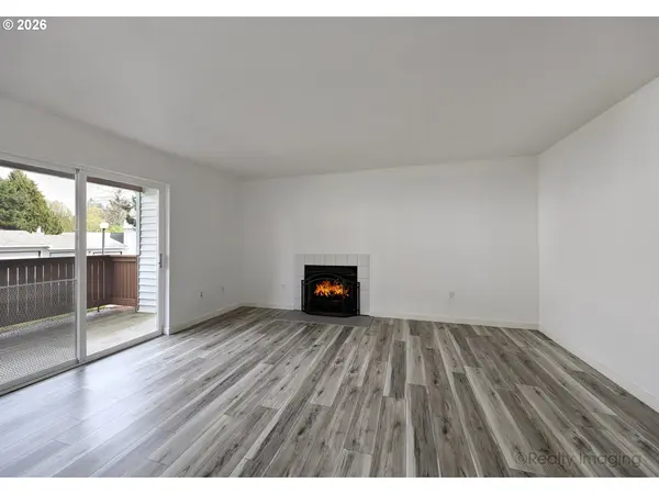 10690 SW DAVIES RD, Beaverton, OR 97008