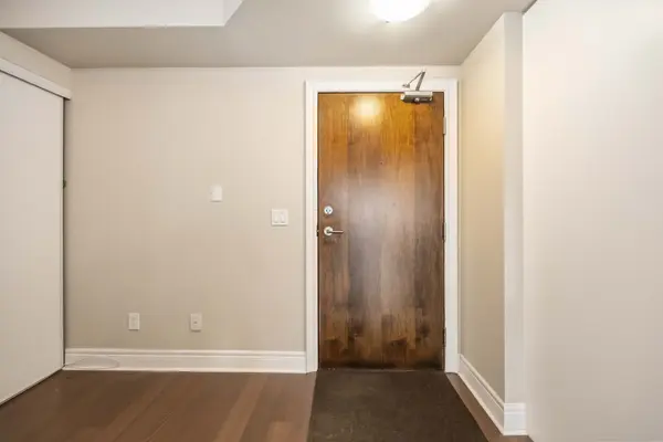 701 Sheppard AVE W #230, Toronto C06, ON M3H 0B2