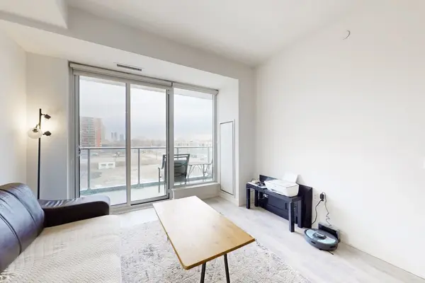 7 Golden Lion Heights ST #N421, Toronto C14, ON M2M 0C1