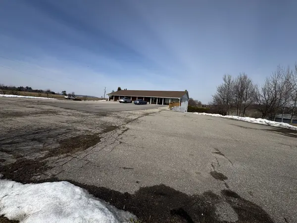 3518 King ST N, Caledon, ON L7C 0R5