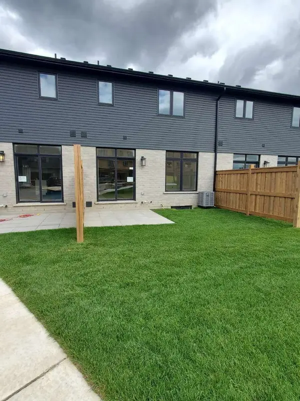 55 Teal DR #47, Guelph, ON N1C 1G4