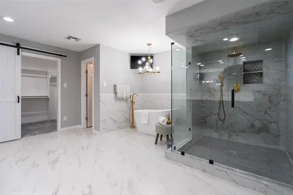 2342 King Richard Drive, Grand Prairie, TX 75050