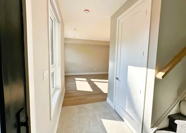 20 West ST #2, Brampton, ON L6X 1V7