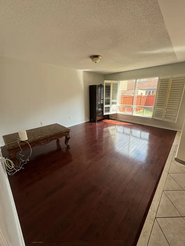 95 Sleightholme CRES, Brampton, ON L6P 3E6