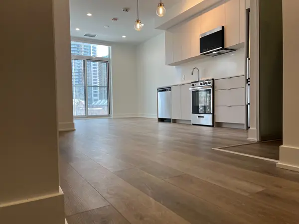 2088 James ST #208, Burlington, ON L7R 0H2