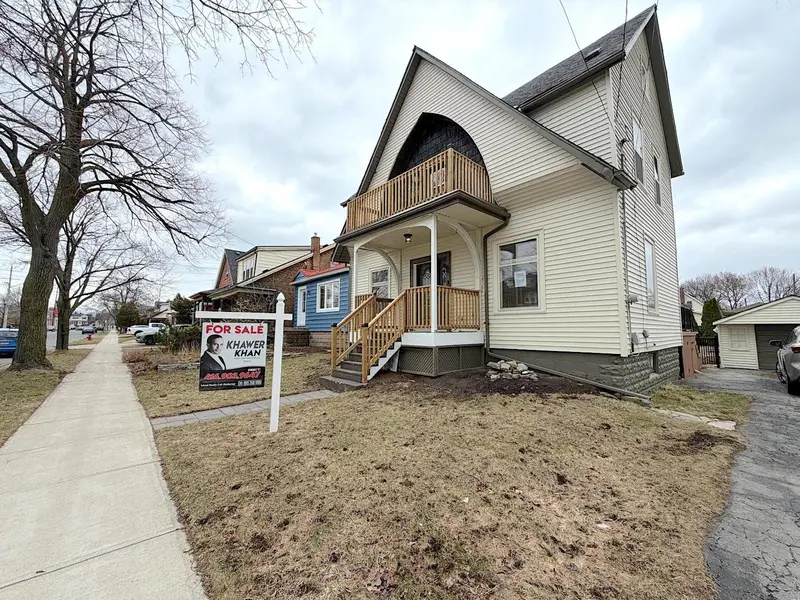 405 Upper Wentworth ST, Hamilton, ON L9A 4T4
