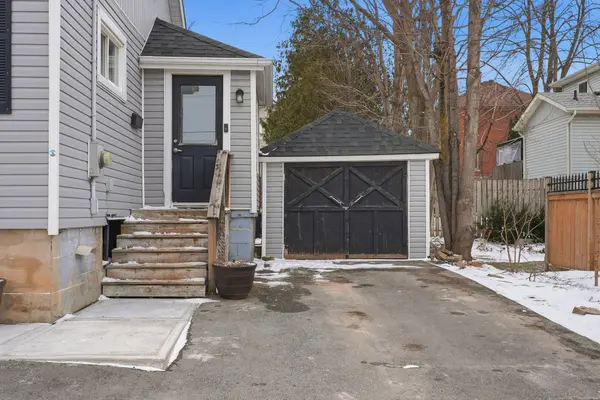 196 Queen ST W, Centre Wellington, ON N1M 1S7