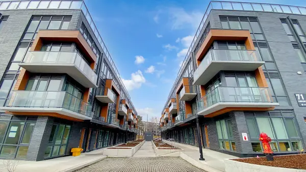 73 Curlew DR #36, Toronto C13, ON M3A 0B1