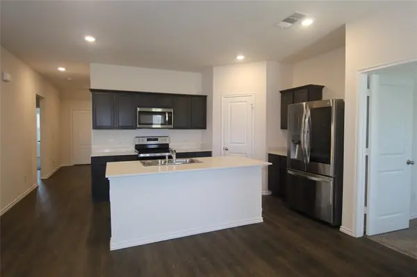 11217 W Pond Drive, Providence Village, TX 76227