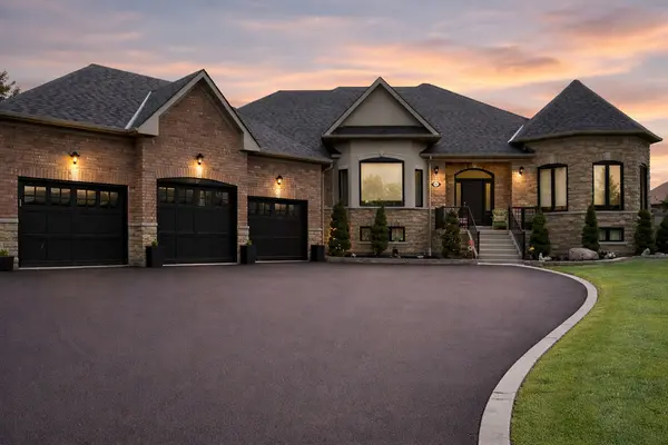 37 WALNUT DR, Wasaga Beach, ON L9Z 0A8