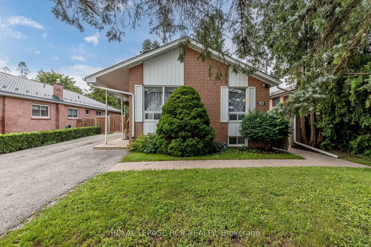 85 Child(Lower) DR, Aurora, ON L4G 1Y8