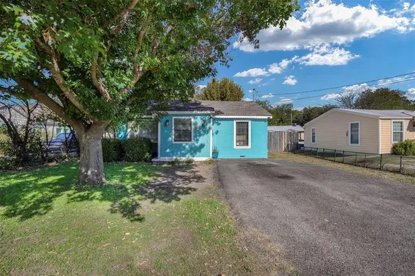 8402 Melrose Street W, White Settlement, TX 76108