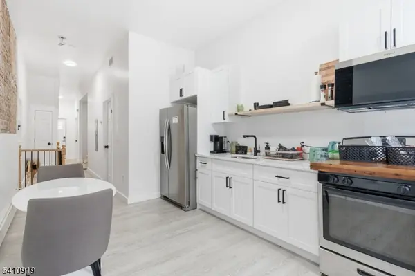 295 Dr Mlk Blvd, Newark City, NJ 07102