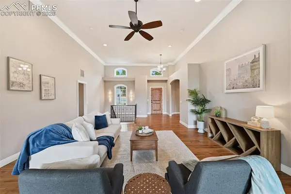 1125 Edenhurst CT, Monument, CO 80132