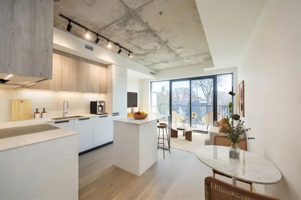 761 Queen ST E #301, Toronto E01, ON M4M 1H3