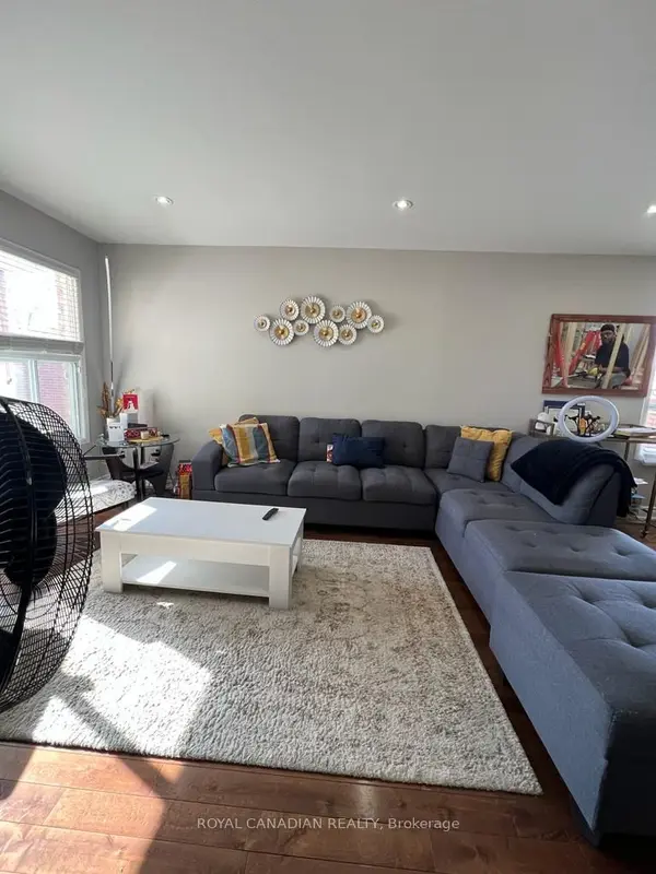 29 Jay ST, Brampton, ON L6Z 3V9