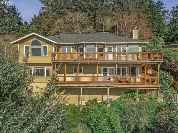 407 KING ST, Yachats, OR 97498