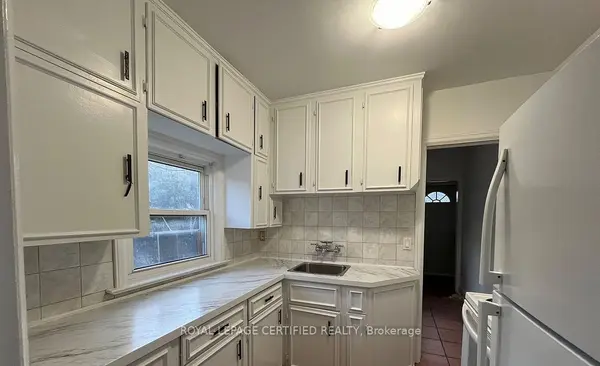 80 Vanbrugh AVE #Upper, Toronto E06, ON M1N 3T3