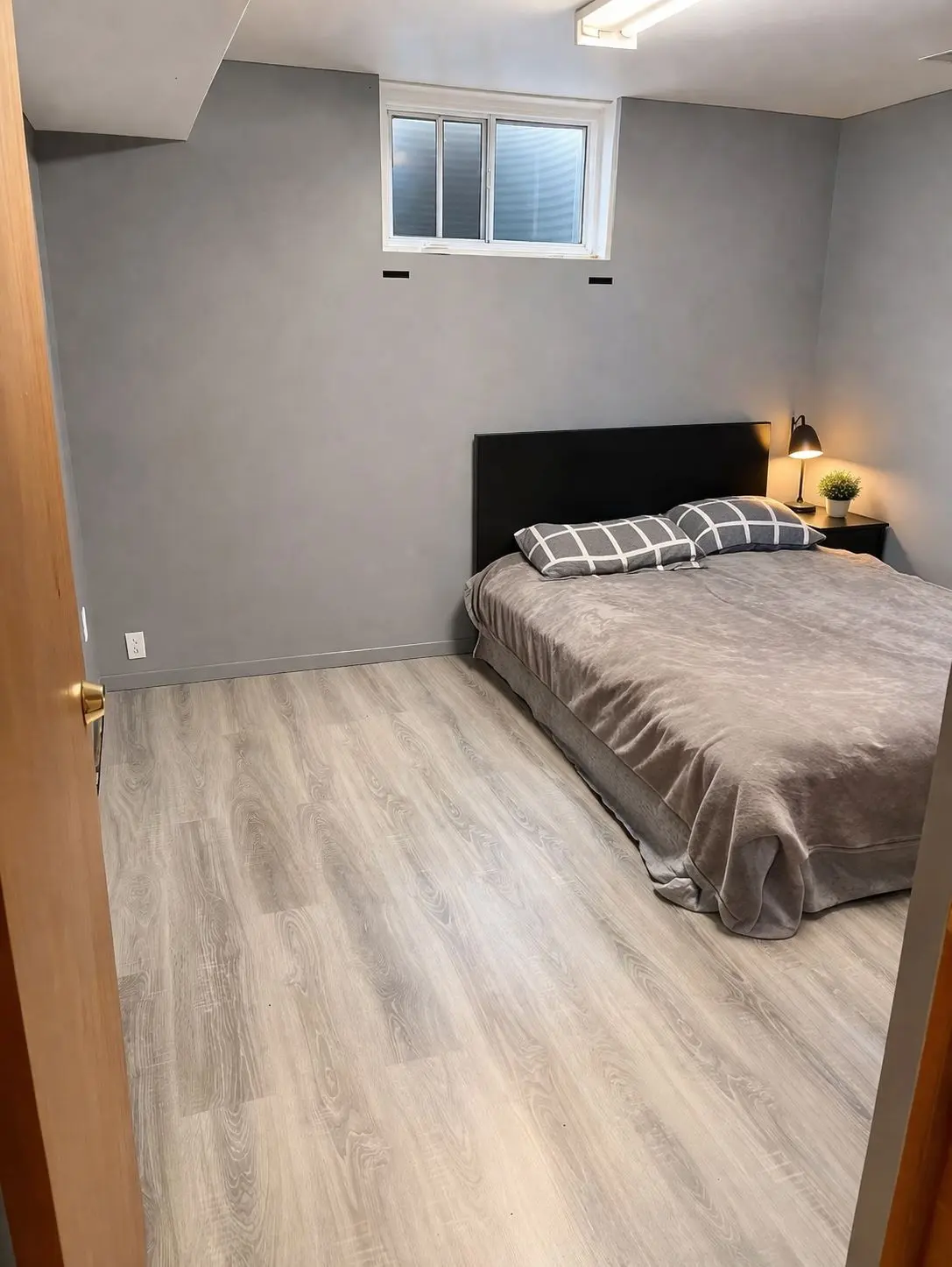 45 West Park AVE, Hamilton, ON L8S 3M4