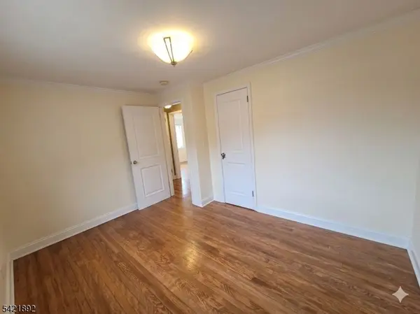 112 Darwin Ave #27, Rutherford Boro, NJ 07070