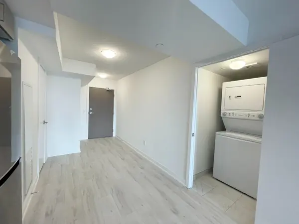 1010 Sandy Beach RD #2309, Pickering, ON L1W 3V9