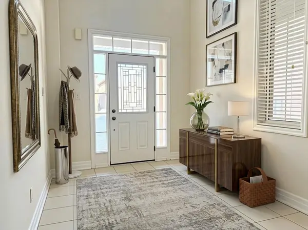 17 Mercury AVE, Georgina, ON L4P 0H1