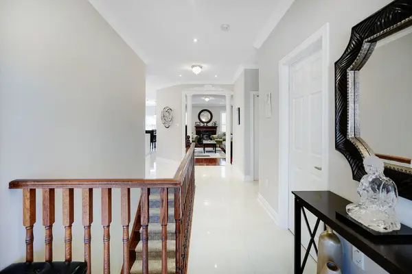 38 Castlegate BLVD, Brampton, ON L6P 2L3