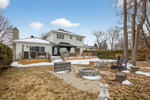 259 Lake AVE E, Carleton Place, ON K7C 1J4