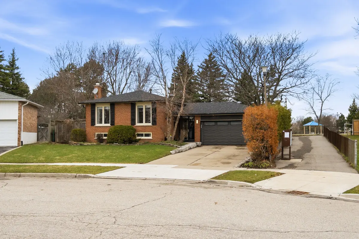 21 Milverton Close, Hamilton, ON L0R 2H3