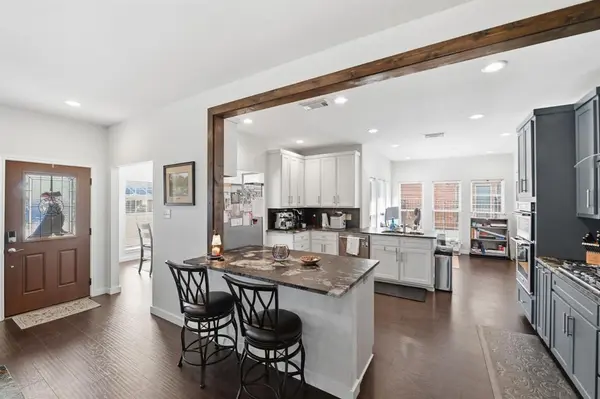 3426 Knob Oak Drive, Grapevine, TX 76051