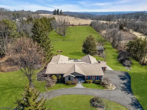 206 Cokesbury Rd, Tewksbury Twp., NJ 08833