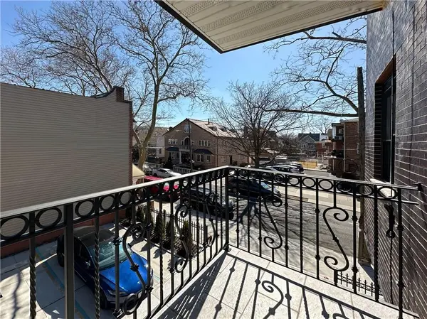 1307 84th ST #3D, Brooklyn, NY 11228