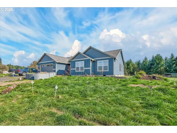 1023 SPIRIT LAKE HWY, Castle Rock, WA 98611