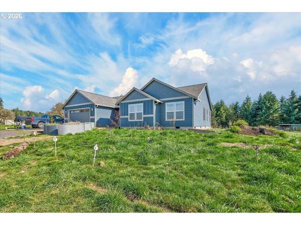 1023 SPIRIT LAKE HWY, Castle Rock, WA 98611