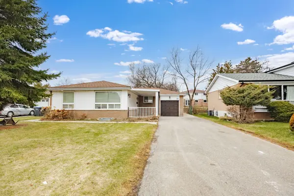 11 Beechwood CRES, Brampton, ON L6T 1X9