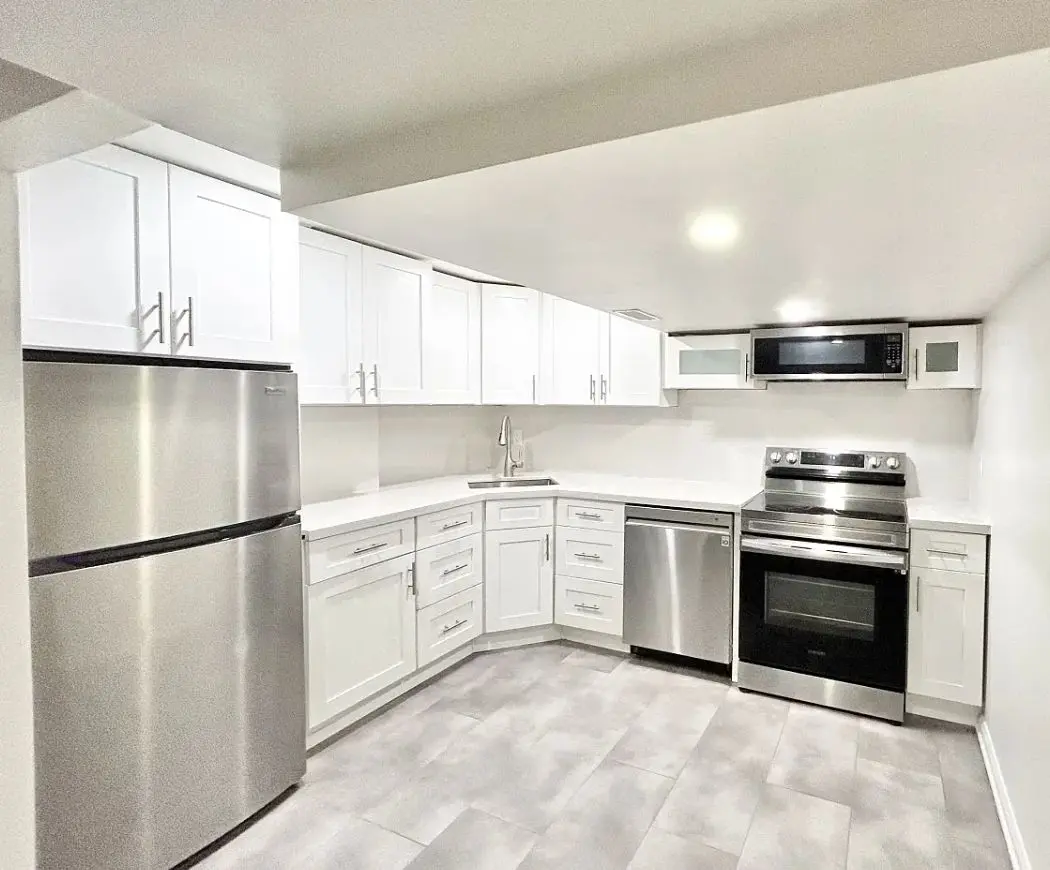 3 Bondhead PL #Lower, Toronto W10, ON M9V 2L9