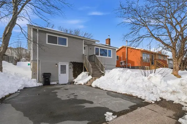 18 Mackenzie Street, St. John's, NL A1A 2V5