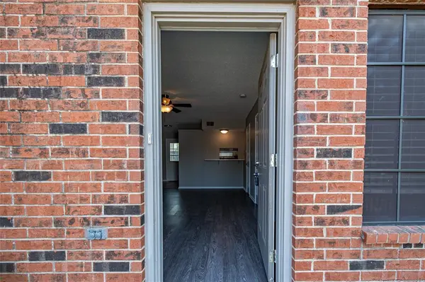 305 Cambridge Drive, Saginaw, TX 76179