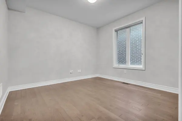 65 Port Royal AVE, Vaughan, ON L4H 4K6